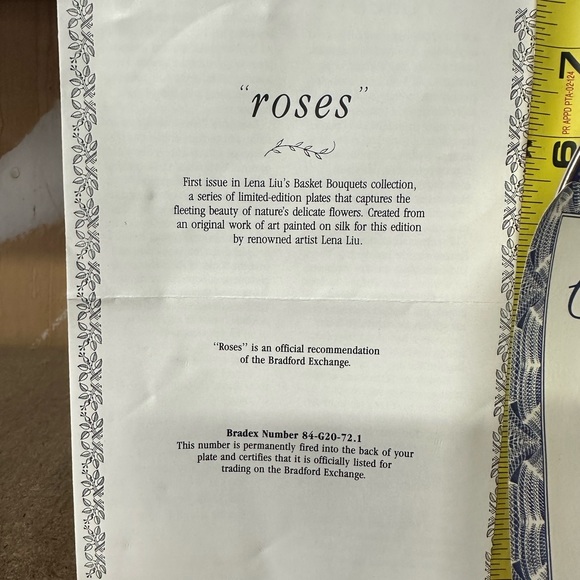 Limited edition plate in Roses Lena Lui collection - Picture 3 of 3